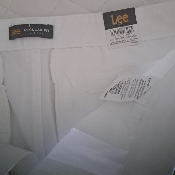 LEE Womens Legendary 7" white walks shorts Sz 14 medium NWT - Picture 7 of 9